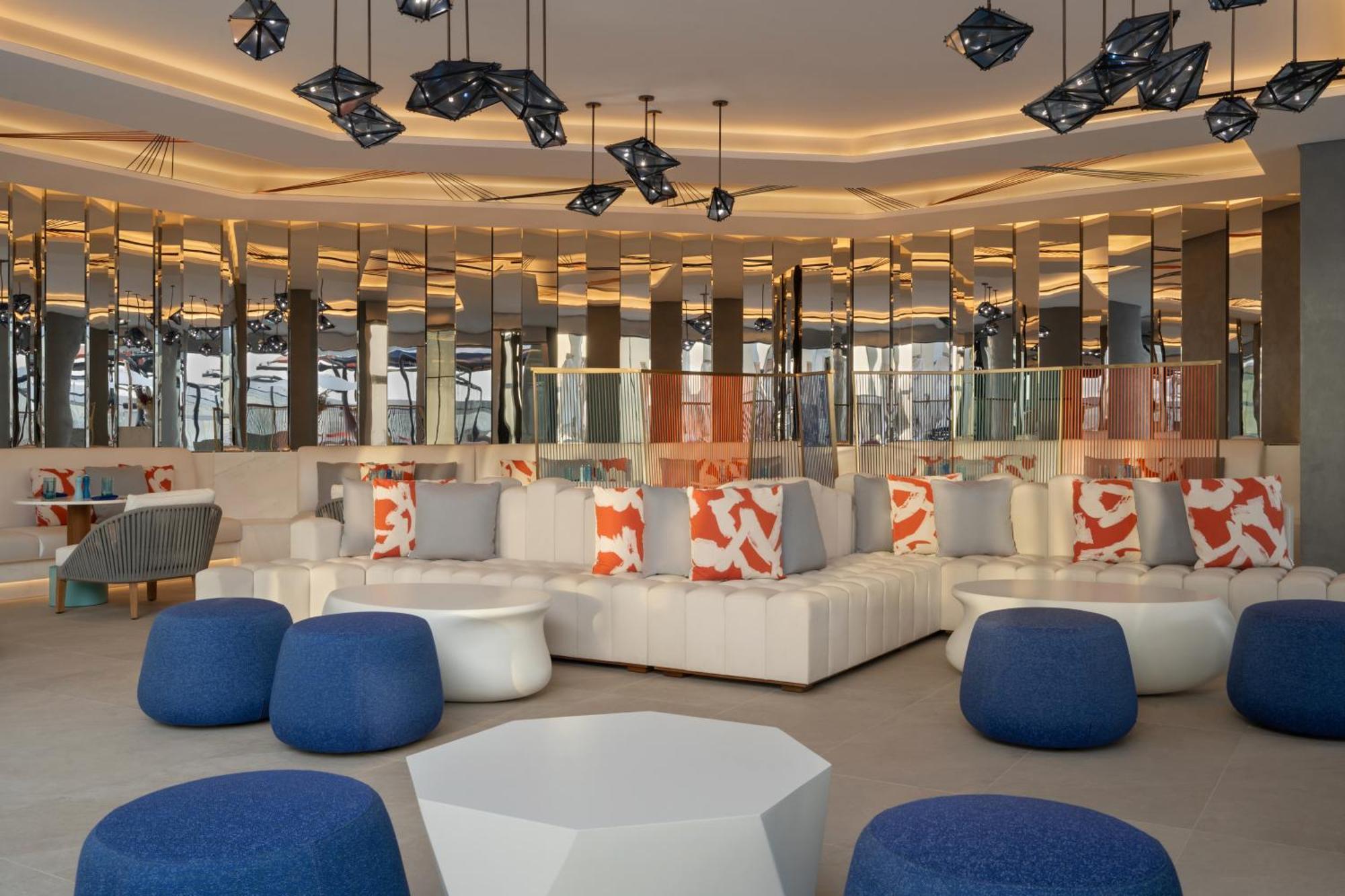 So/ Uptown Dubai Ξενοδοχείο Εξωτερικό φωτογραφία The lounge at the airport