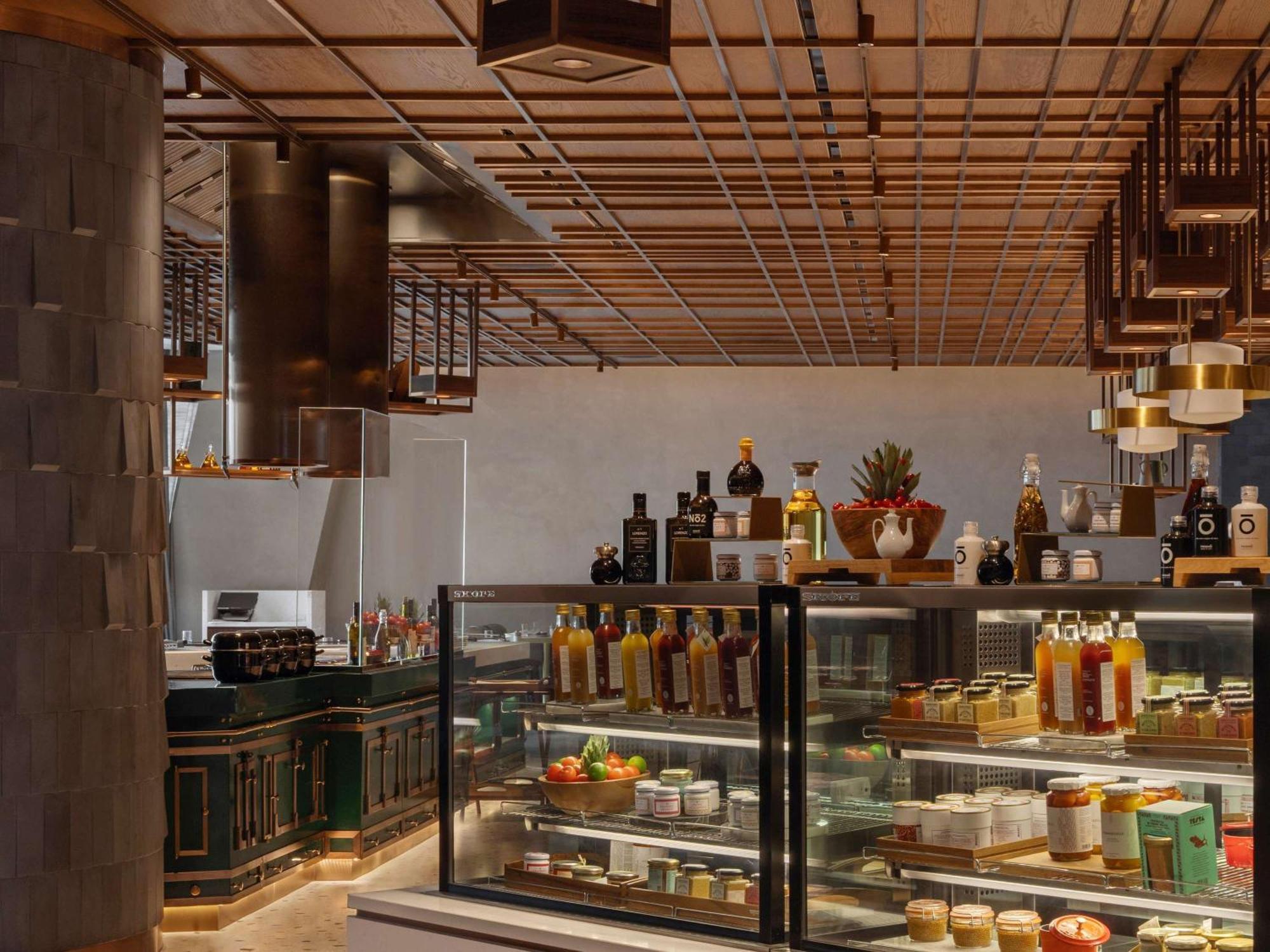 So/ Uptown Dubai Ξενοδοχείο Εξωτερικό φωτογραφία The kitchen at the restaurant