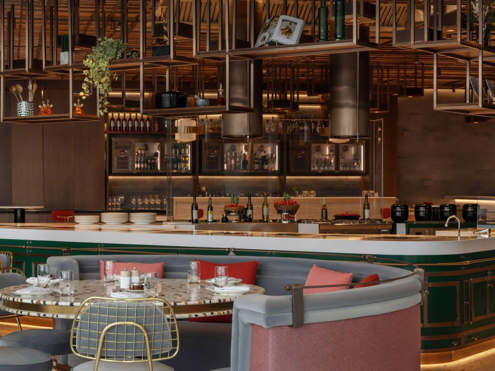 So/ Uptown Dubai Ξενοδοχείο Εξωτερικό φωτογραφία The bar at the restaurant